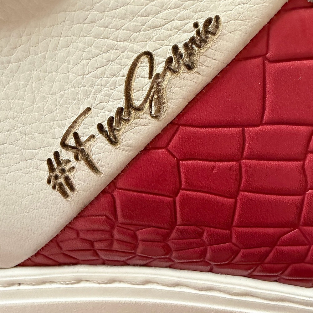 NIB Men's Gernie NYC 613's HIGH TOP SNEAKER WHITE RED CROCO SIZE 10.5 $245 MSRP - Picture 4 of 10
